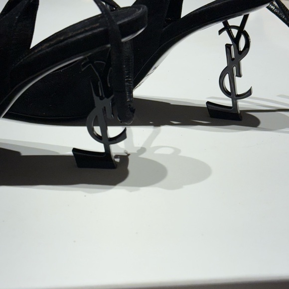 Saint Laurent Black Pointed Slingback Heels - Picture 7 of 10